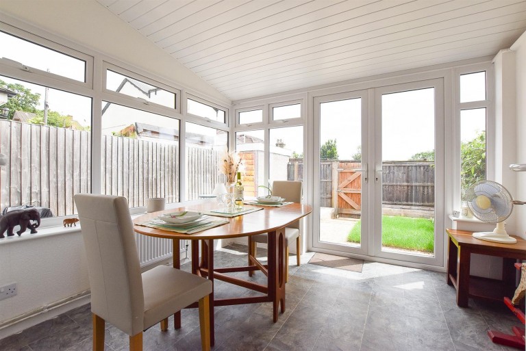 Images for Brisleys Row, Burham EAID:BLUEBELL BID:1