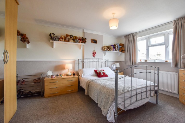 Images for Brisleys Row, Burham EAID:BLUEBELL BID:1
