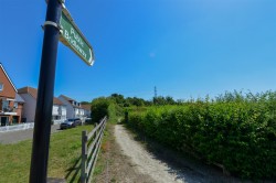 Images for Village Road, Wouldham, Rochester