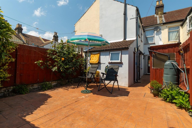 Images for Grange Road, Strood EAID:BLUEBELL BID:1