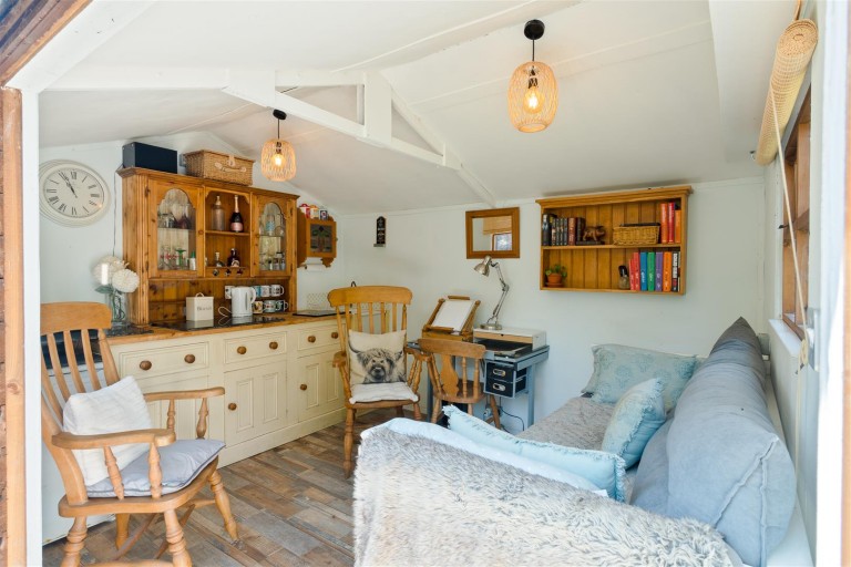 Images for Brambletree Cottages, Wouldham EAID:BLUEBELL BID:1