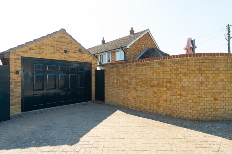 Images for Bell Lane, Burham EAID:BLUEBELL BID:1